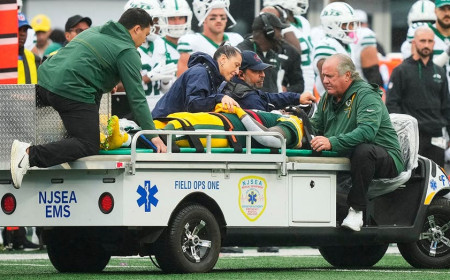 Scary scene as Jayden Reed carted off on spine board during Packers game against the Jets